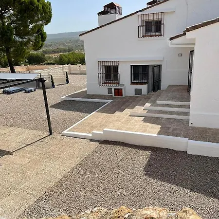 Djm Palms - Shared - Compartida - No Es Casa Privada לינה וארוחת בוקר Ayora