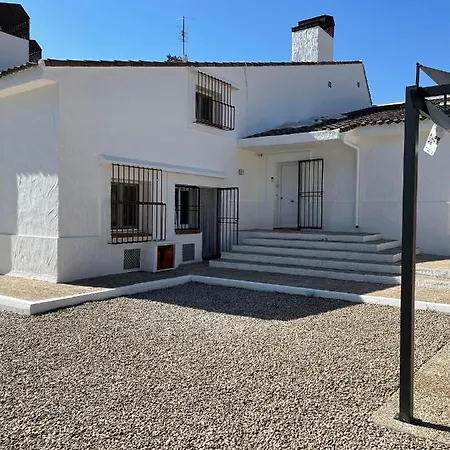 Djm Palms - Shared - Compartida - No Es Casa Privada Bed and Breakfast