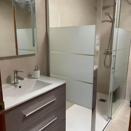 Bed and Breakfast Djm Palms - Shared - Compartida - No Es Casa Privada *