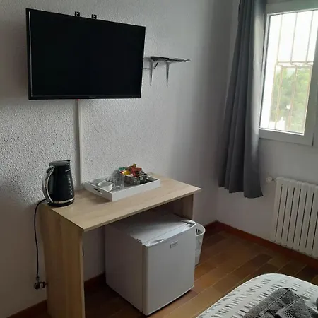 Bed and breakfast Djm Palms - Shared - Compartida - No Es Casa Privada Ayora