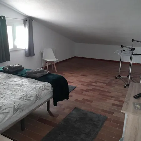Djm Palms - Shared - Compartida - No Es Casa Privada Bed and Breakfast *