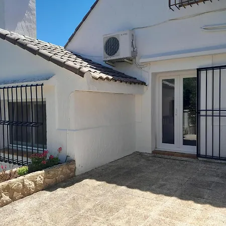 Djm Palms - Shared - Compartida - No Es Casa Privada B&B *