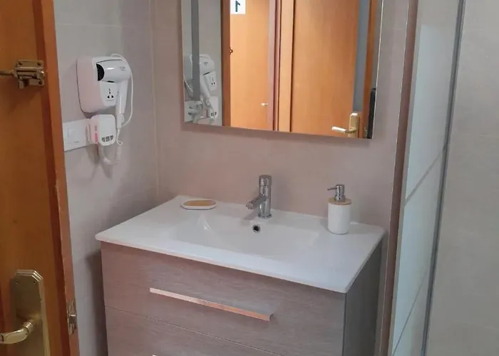 Alojamento de Acomodação e Pequeno-almoço Djm Palms - Shared - Compartida - No Es Casa Privada Ayora